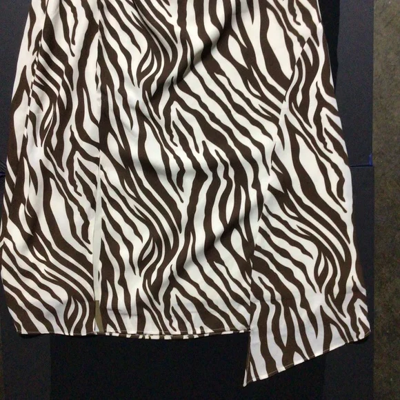 Petite Studio Brown & Cream Skirt - Picture 8 of 10